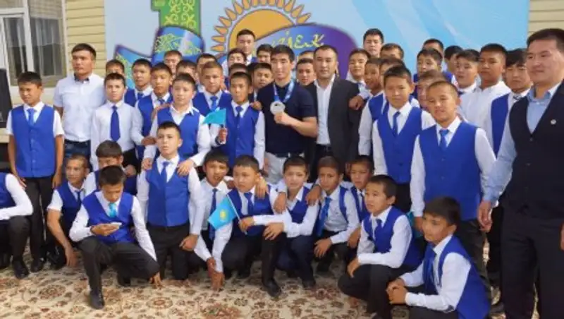 В Актобе открыта областная специализированная школа-интернат-колледж им. Есет Батыра