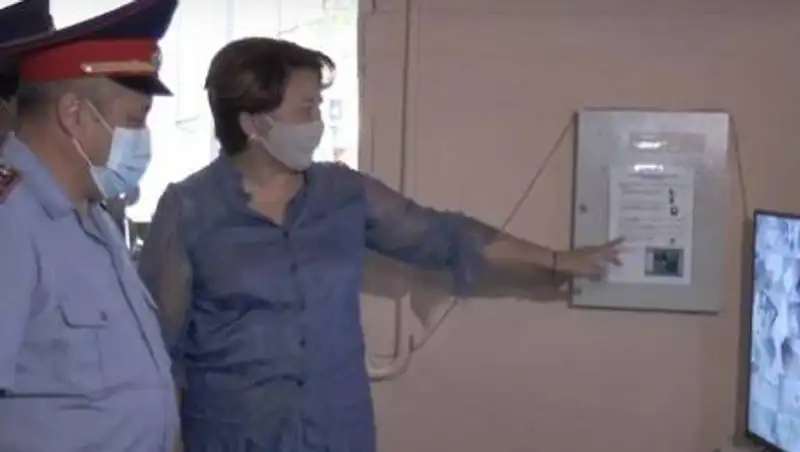 Прошло обследование системы безопасности алматинских школ