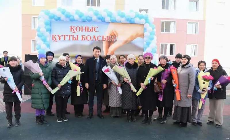 В Туркестанской области около 700 семей получат социальное жилье , фото - Новости Zakon.kz от 14.12.2022 16:18