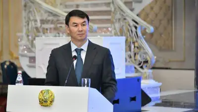 Положительно оценил инициативы в Сайрамском районе, фото - Новости Zakon.kz от 14.10.2022 19:51