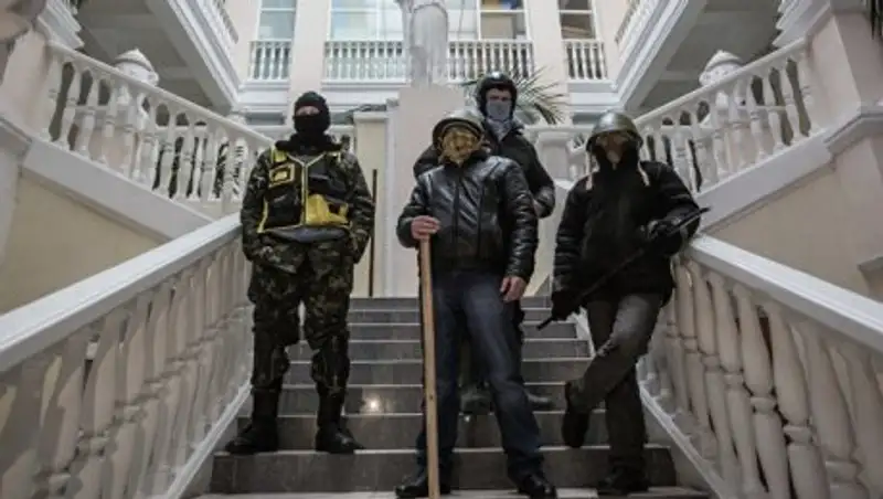 Почти половина украинцев готова выйти на акции протеста, показал опрос