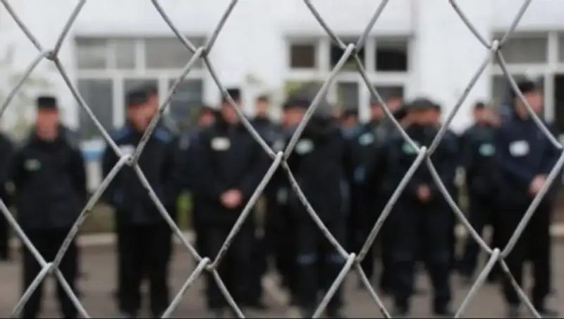 В России около сотни тысяч заключенных попадут под амнистию в честь 70-летия Победы