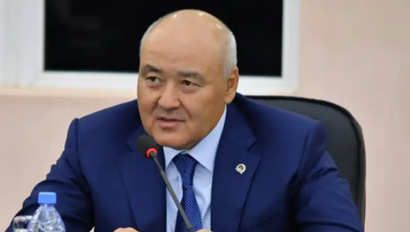 Шукеев посетил университет, которому Токаев присвоил особый статус