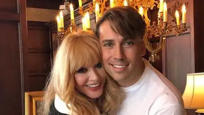 Максим Галкин опубликовал фото с Аллой Пугачёвой, фото - Новости Zakon.kz от 06.11.2023 10:48