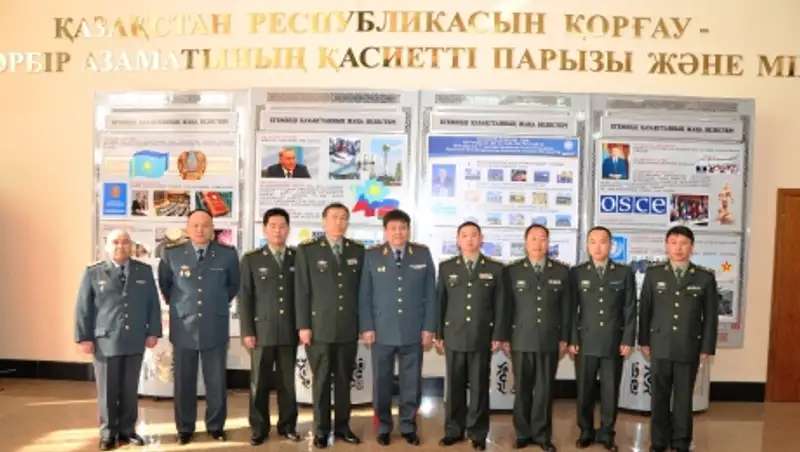 Военнослужащие Китая приедут в Казахстан для подготовки к танковому биатлону