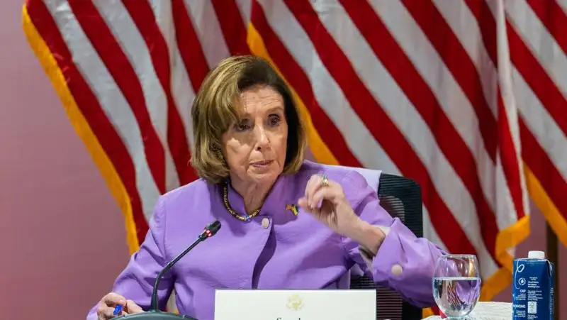 Пелоси считает, что Байден должен идти на второй срок