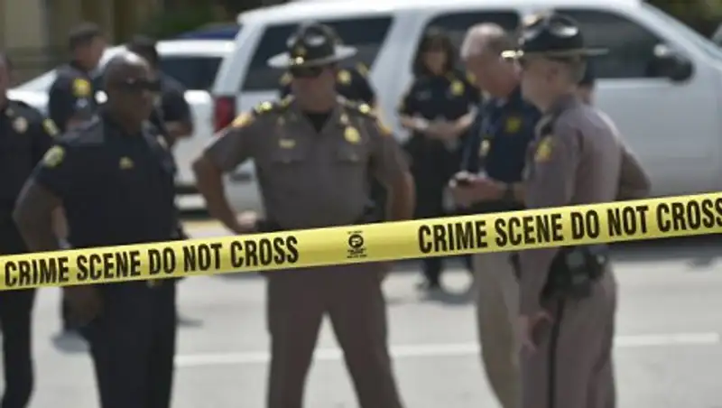 Возле церкви в США при стрельбе были ранены три подростка и ребенок