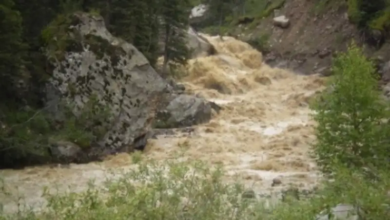 В горах Алматинской области сохраняется селевая опасность 