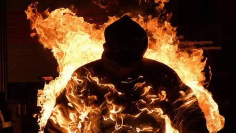 Мужчина совершил самоподжог в Атырау