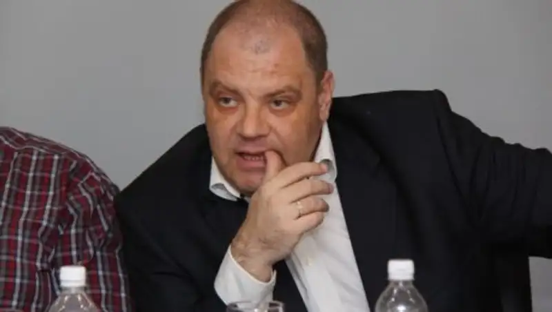 Эдуард Полетаев: Речь Атамбаева – следствие эмоционального перенапряжения