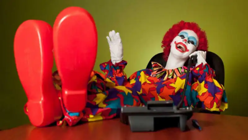 Алло, я бухаю: Полицейские нашли несовершеннолетних, звонивших в скорую Костаная