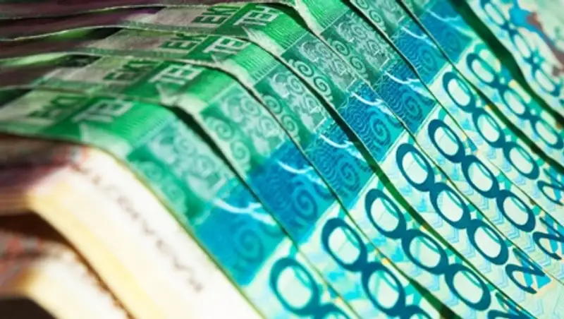 2 млн сувенирных тенге заплатила женщина за коров в Алматинской области