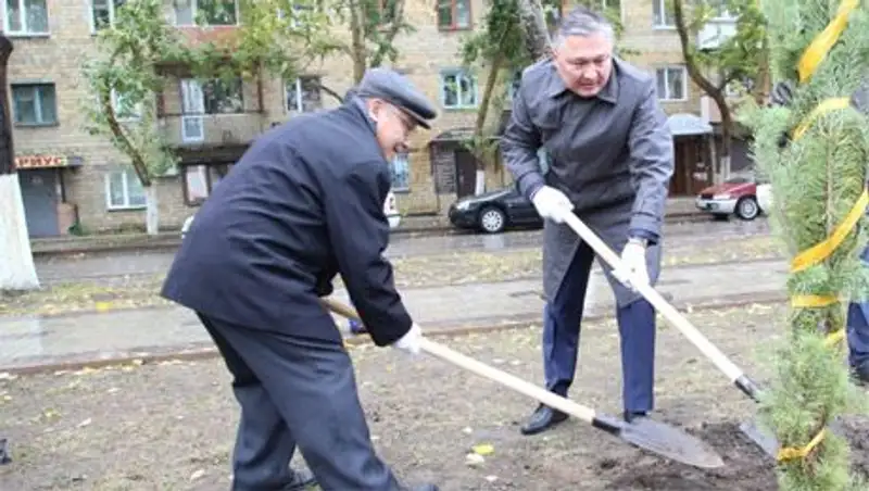 В Карагандинской области День Труда отметили субботником