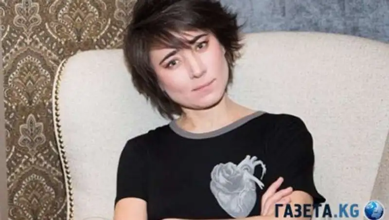 Певица Земфира поразила поклонников своей женственностью на новом фото