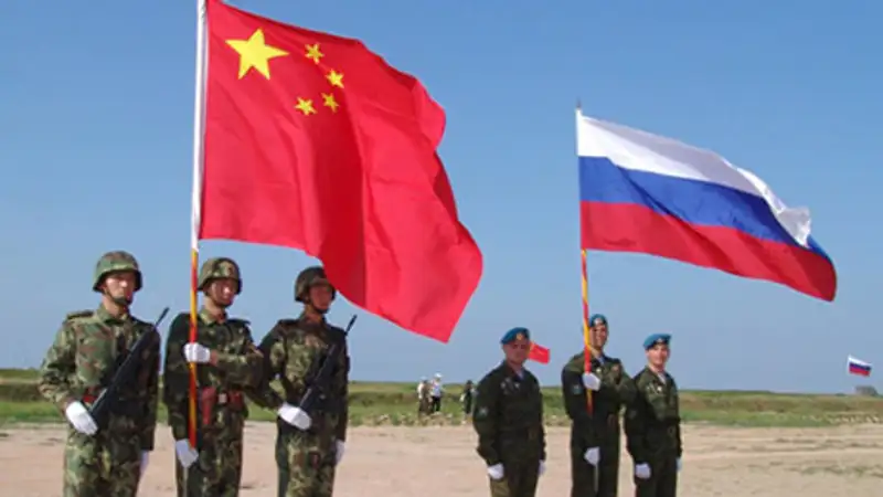 Россия и Китай прагматично используют друг друга в военной сфере