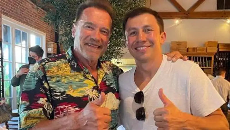 Геннадий Головкин опубликовал фотографию с Арнольдом Шварценеггером