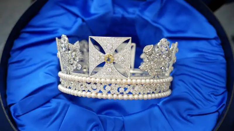 диадема, корона, бриллианты, фото - Новости Zakon.kz от 06.05.2023 10:00