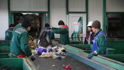 Новые квитанции за вывоз мусора , фото - Новости Zakon.kz от 06.10.2022 16:03