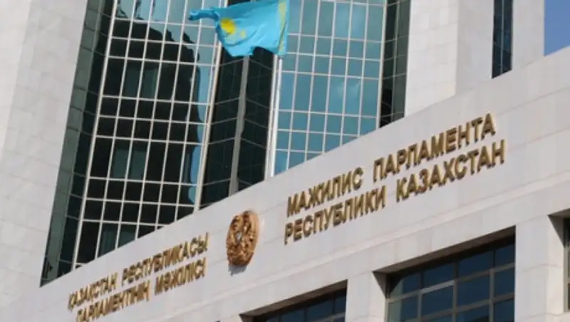 Законопроекты о парламентской оппозиции взяты в работу мажилисом