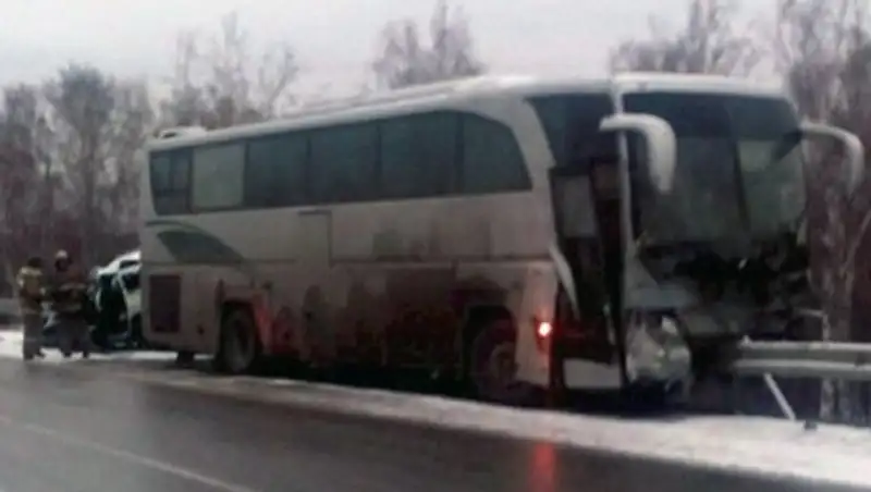 Смертельное ДТП с автобусом из Казахстана произошло в Алтайском крае