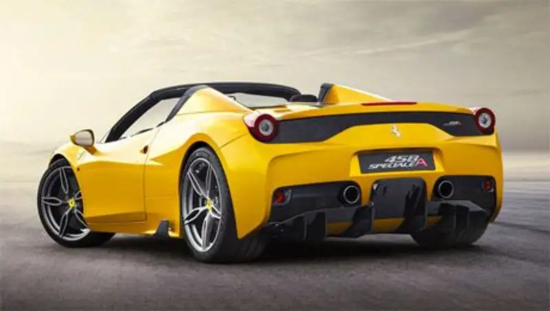Итальянцы представили самый быстрый родстер Ferrari 458 Speciale A