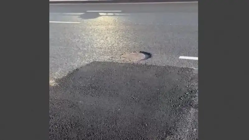 Подрядчика накажут за поврежденную дорогу на аль-Фараби в Алматы