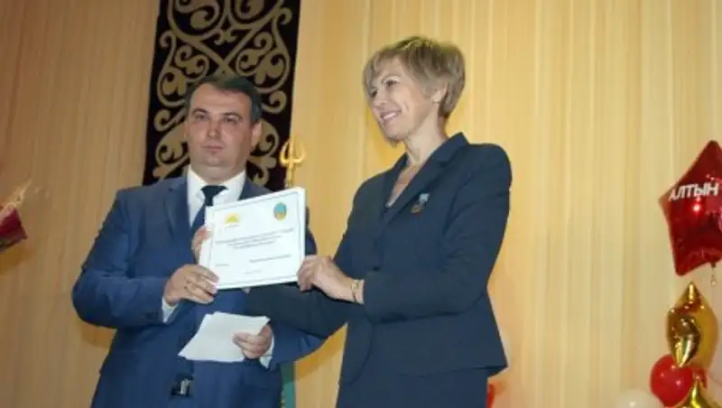 В Павлодарской области выпускники разных годов объявили акцию в поддержку школ