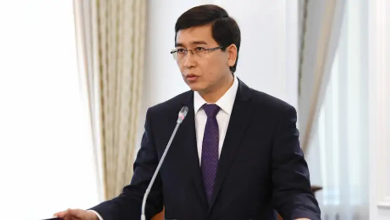 Аймагамбетов поручил увеличить зарплату преподавателям до 10 января