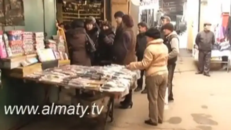 Модернизация торговых площадей на главном вещевом рынке Алматы продолжается