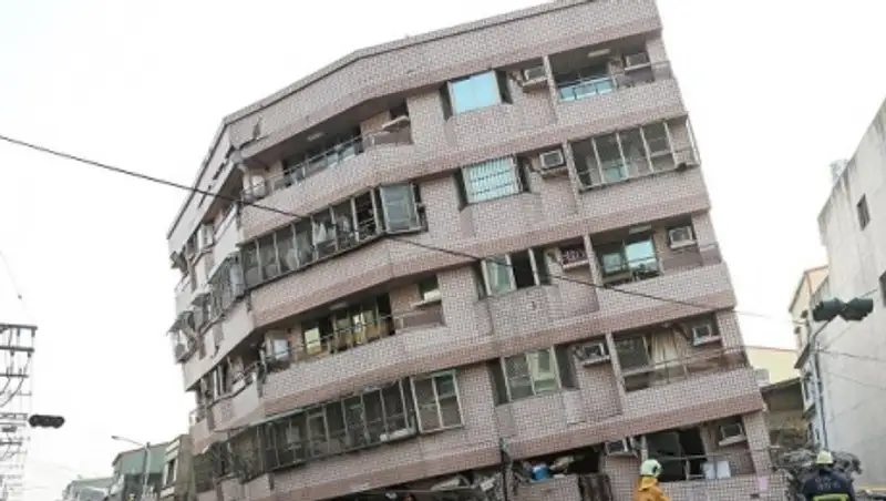 Число жертв землетрясения на Тайване достигло 20 человек