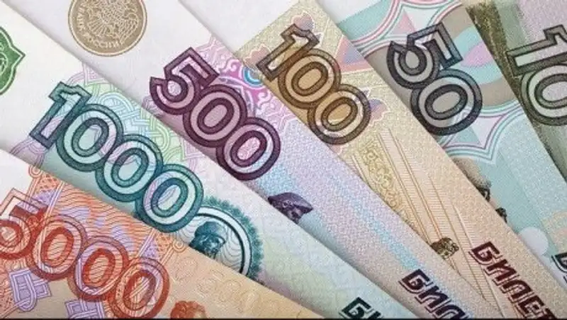 Доллар и рубль подросли на утренних торгах