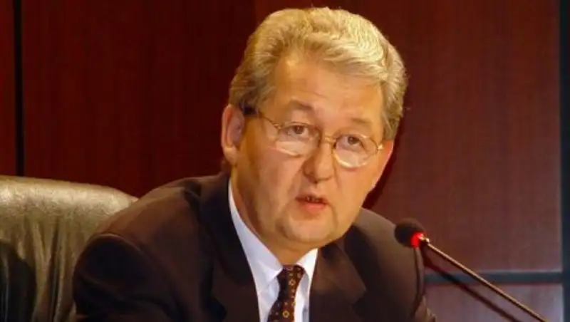 Назарбаев освободил от должности Аслана Мусина