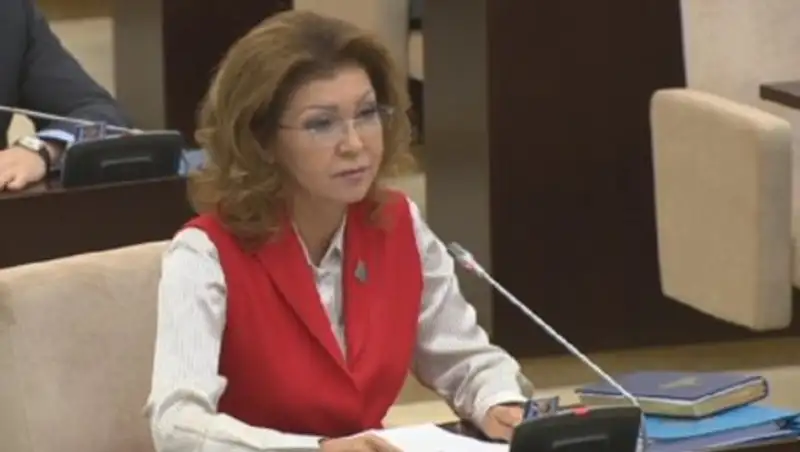 "Чтобы наказать, нужно дождаться гибели людей?" - Назарбаева раскритиковала чиновников