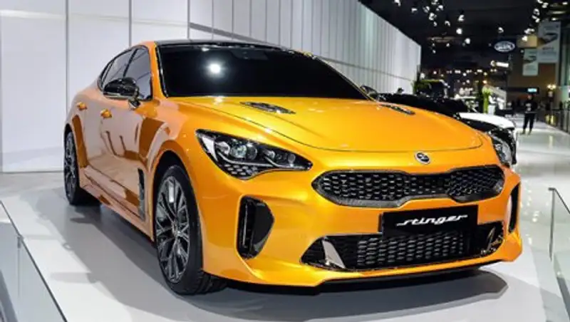 Хетчбэк KIA Stinger оказался быстрее обещанного