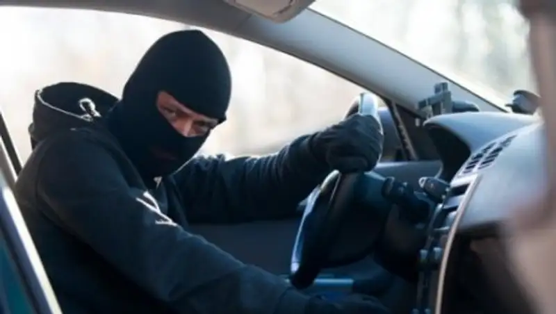 Чтобы угнать автомобиль, алматинец продал квартиру