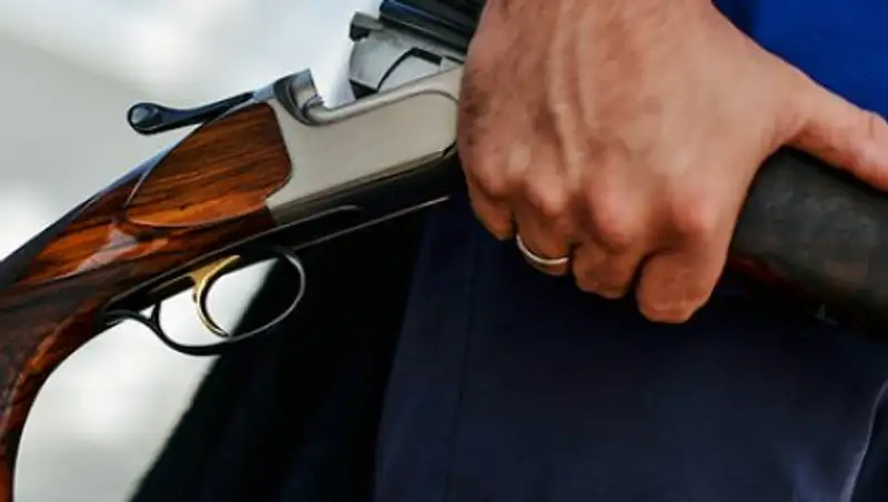 Мужчина застрелил бывшую жену на московской улице и покончил с собой