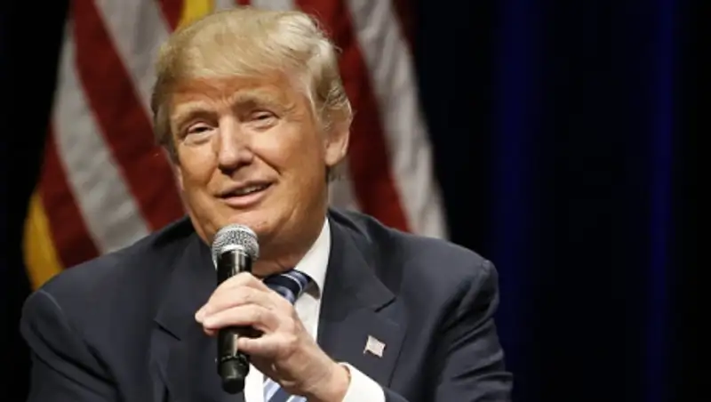 Бывший лидер Ку-Клукс-Клана поддержал Трампа