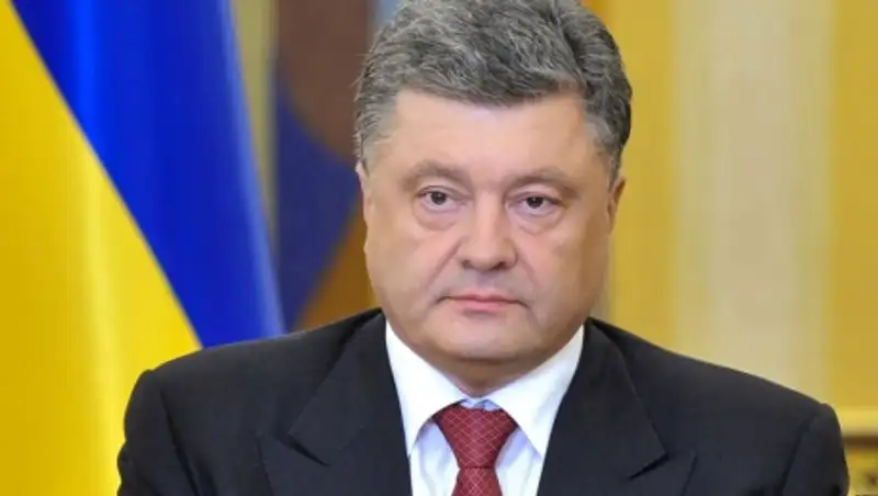 Порошенко заявил, что 78% украинцев поддерживают децентрализацию