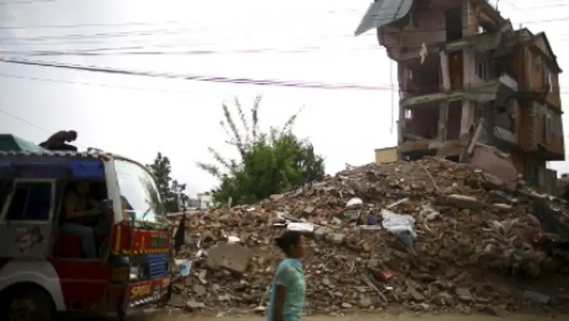 Число жертв землетрясения в Непале превысило 8 тысяч