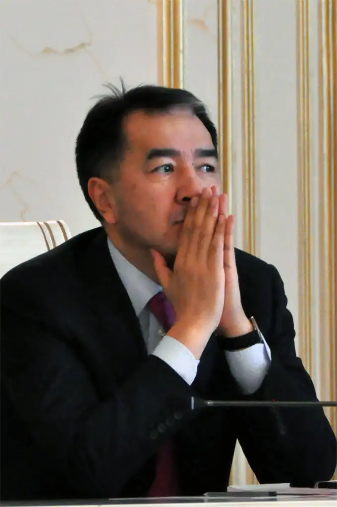 Первый вице-премьер РК Сагинтаев «огорчен тем, что случилось» с футбольным клубом «Иртыш», фото - Новости Zakon.kz от 13.11.2013 20:37