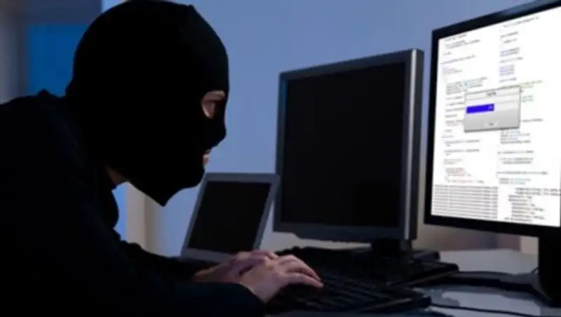 Хакеры взломали 10 тысяч сайтов в Tor из-за детского порно