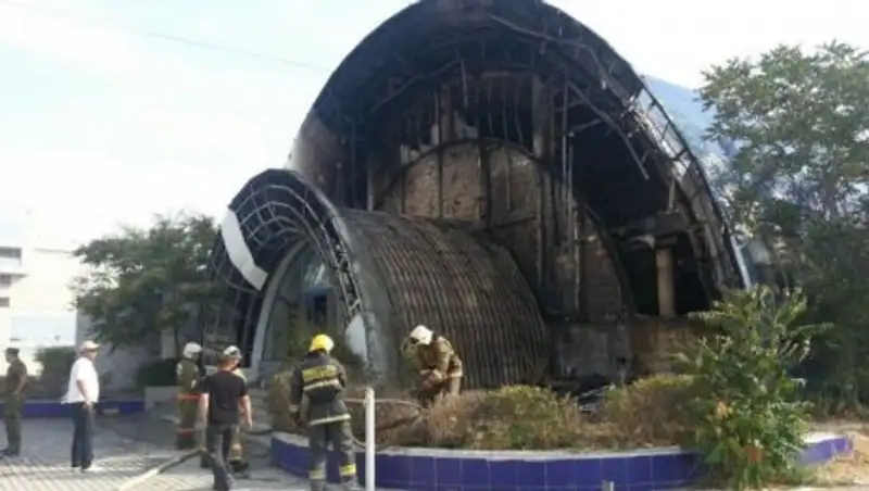 Появились фото последствий пожара в развлекательном центре «Nautilus»