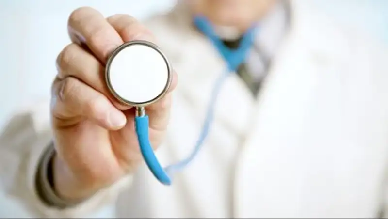 Работодатели, не отчисляющие взносы на ОСМС, лишат работников бесплатной медпомощи