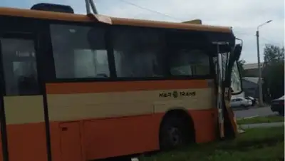 Экибастуз, автобусы, ДТП, полиция, комментарий, фото - Новости Zakon.kz от 18.07.2022 13:12