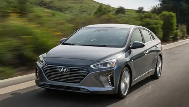 Hyundai объявила цены «зеленых» моделей Ioniq