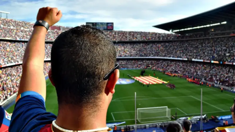 "Барселона" хочет вернуть самого титулованного футболиста в истории