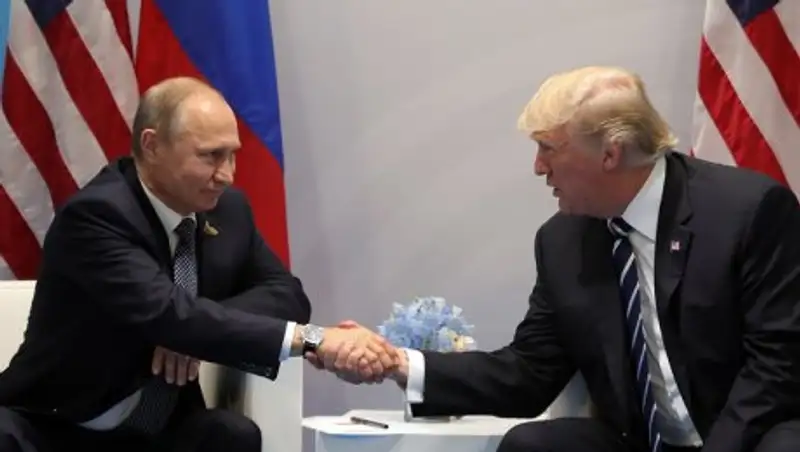 Песков: Путин остался доволен первой встречей с Трампом