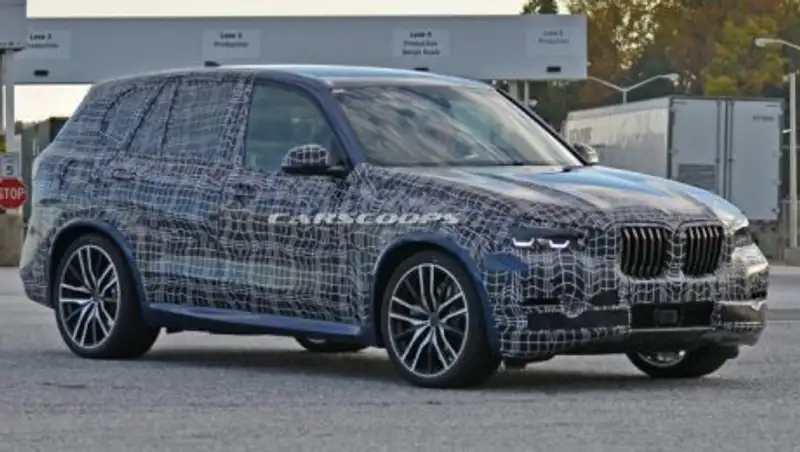 Новый BMW X5 вновь заметили на тестах