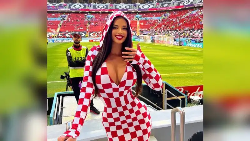 В Катаре могут арестовать хорватскую болельщицу