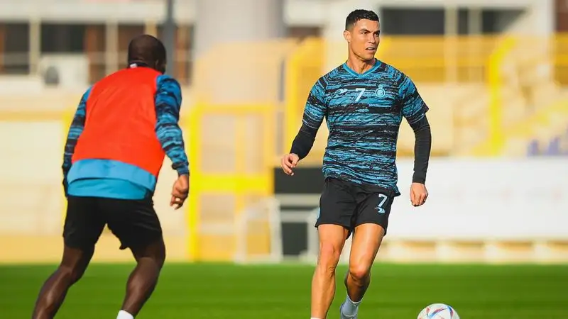 Роналду выйдет с капитанской повязкой на матч против "ПСЖ"